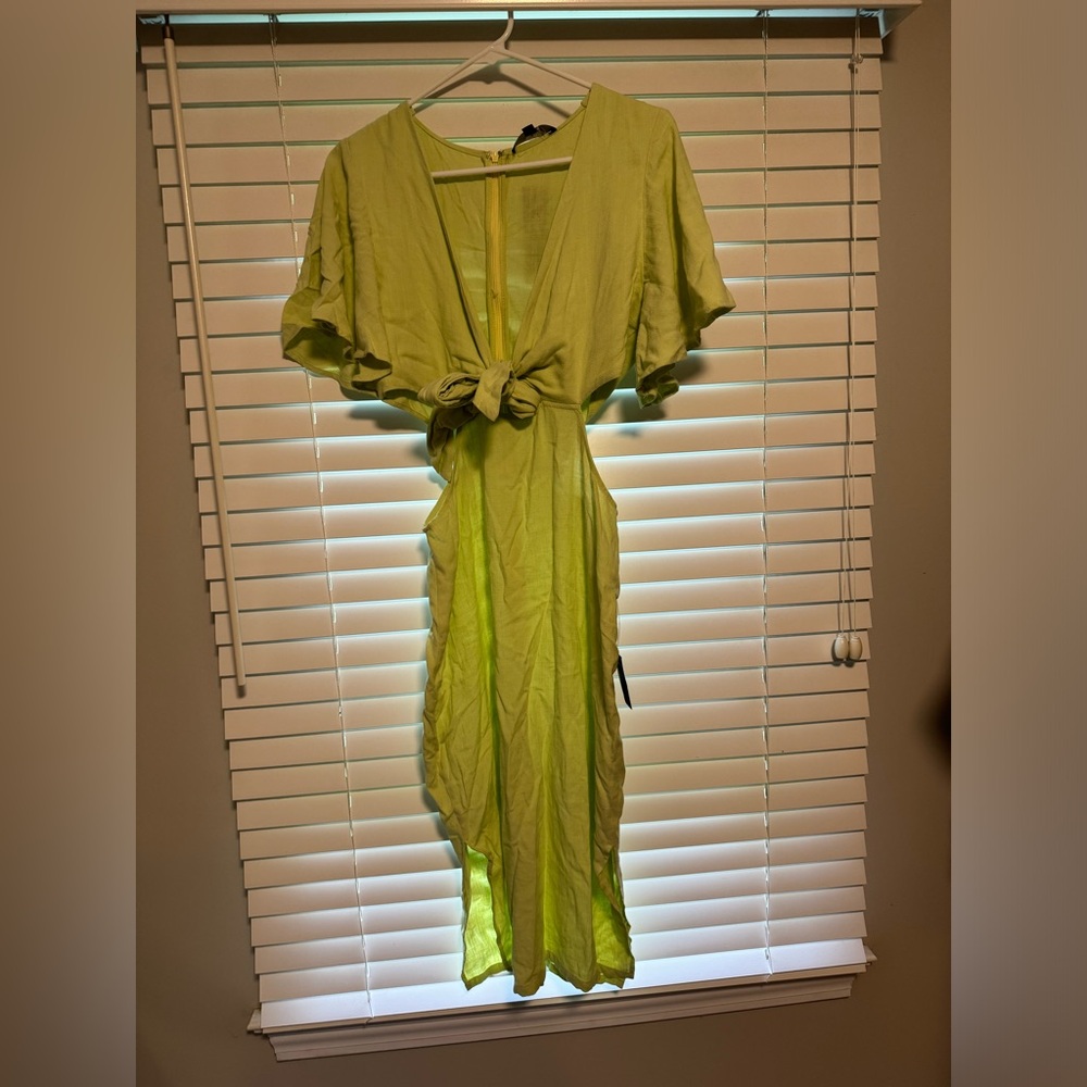 Lulus Summer Journey Light Green Tie-Front Cutout Midi Dress